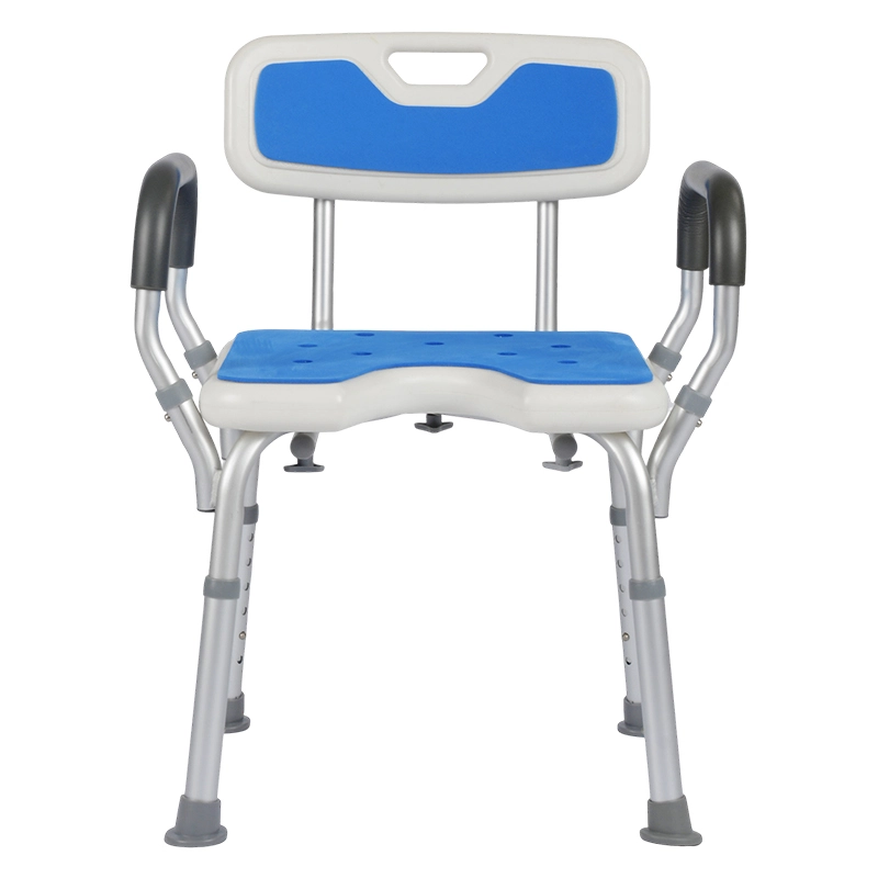 Que dois-je considérer lors du choix d'une chaise de douche?
